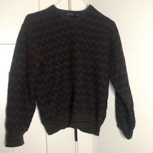 Cozy maroon & brown grandpa sweater